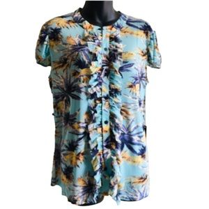 NWT BCBG MaxAzria Floral Top. Size XL